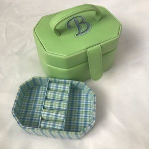 3/$20 ‘B’ small jewelry box